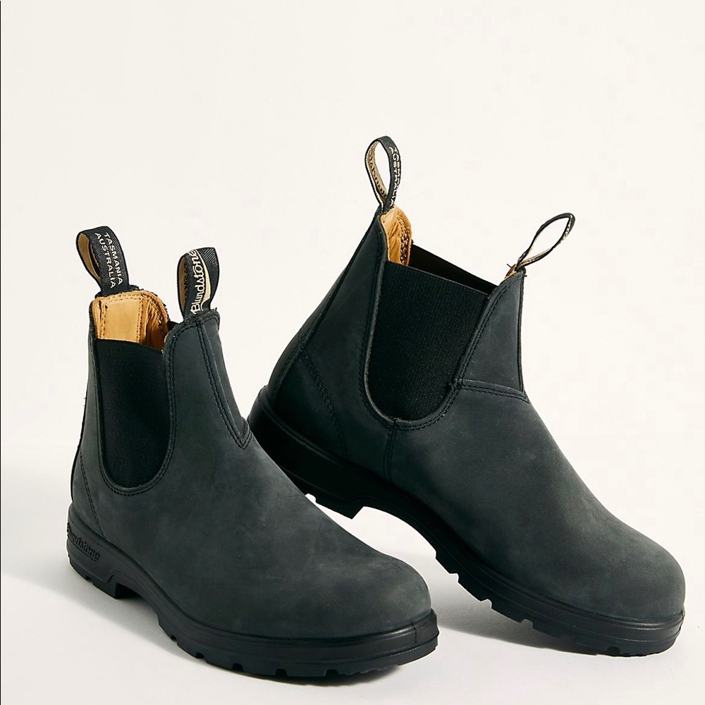 BLUNDSTONE CLASSIC 550 CHELSEA BOOTS